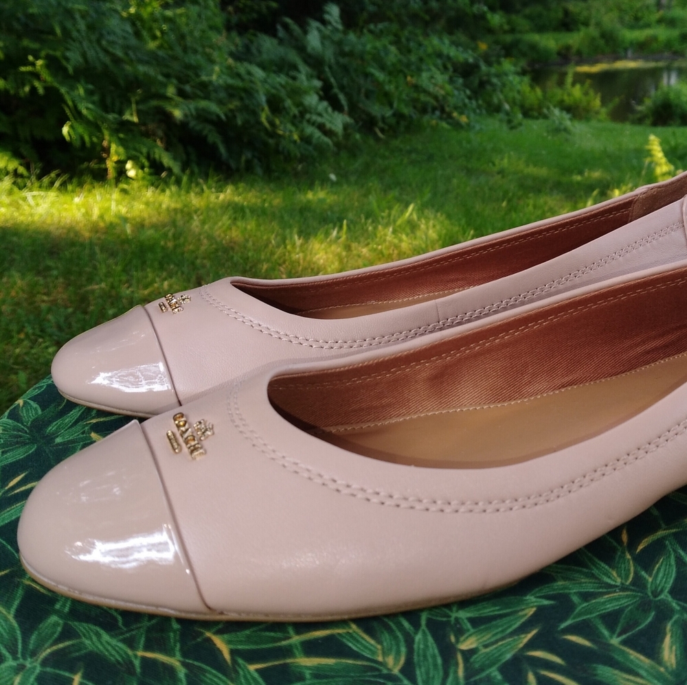 NWOB Coach Chelsea Cap Toe Nude Flats, Size 9.5